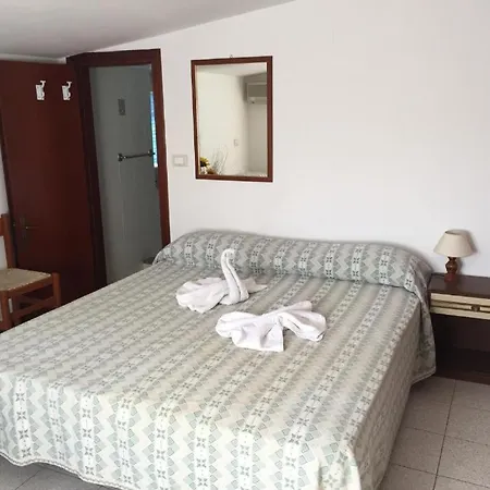 Decarlo Property 3* Tropea