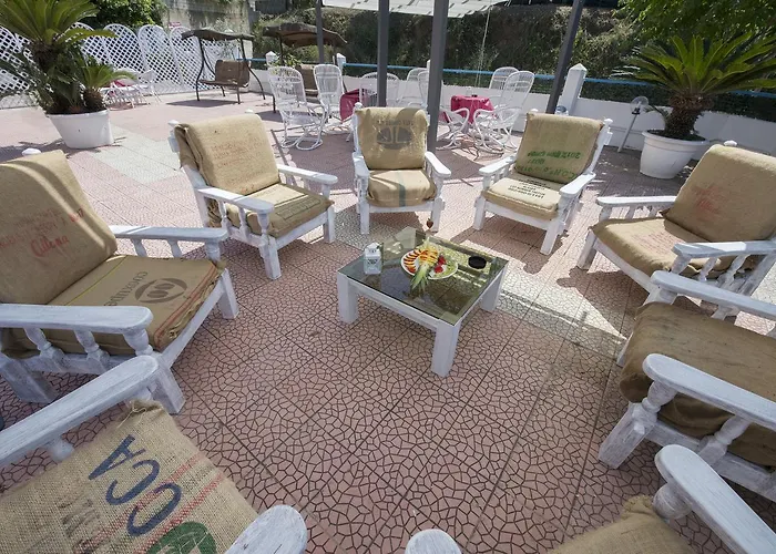 Couette-café Decarlo Property 3*